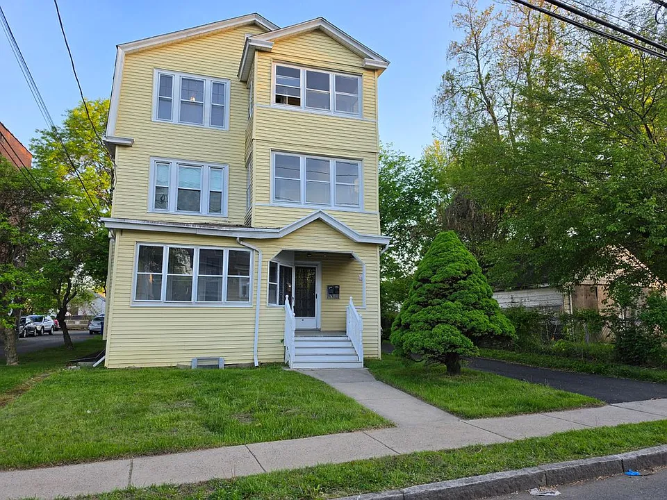 35-37 Merrill St #2