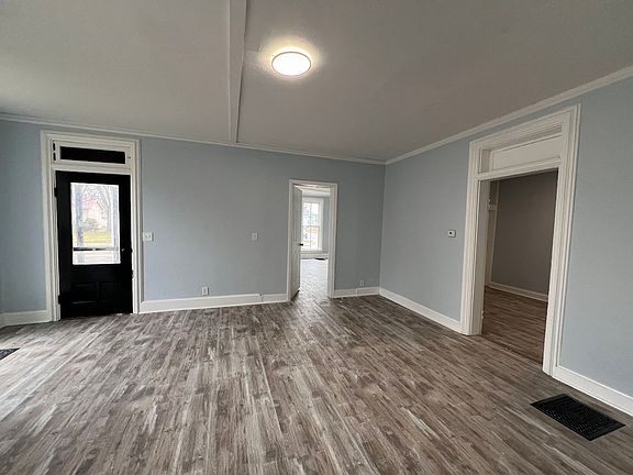 5th image of 21 S Main St #1