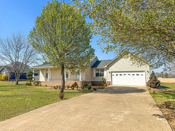 3rd image of 5 Patterson Ln