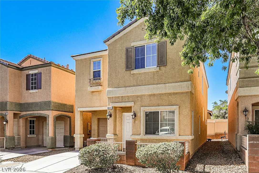 3 bed, 2.5 bath, 1623 sqft, $1,780 — Photo 2