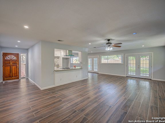2nd image of 215 Clearview Dr