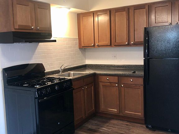 5th image of 8500 W 87th St APT 4