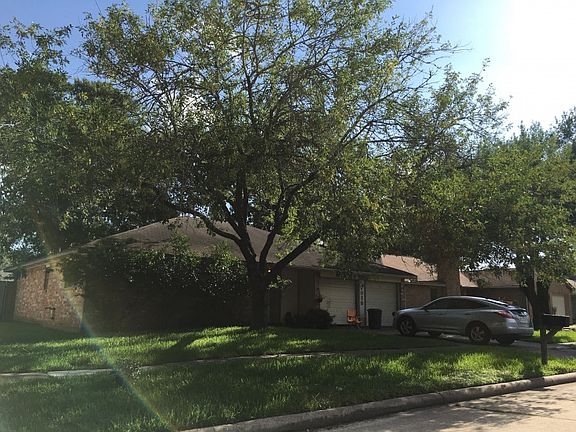 2nd image of 7919 Waxleaf Dr