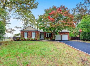 660 Marseille Path, Sayville, NY 11782