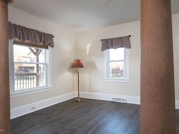3rd image of 5013 Ira Ave