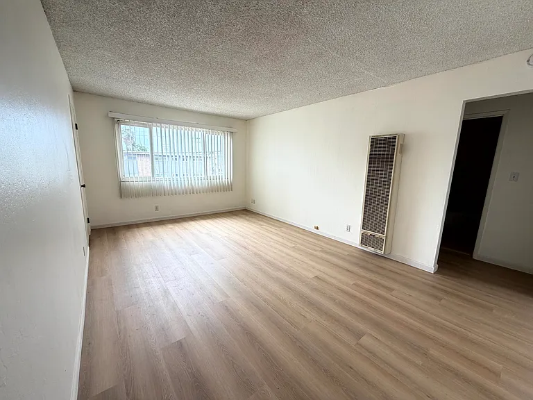 814 Orchard Ave — Photo 6