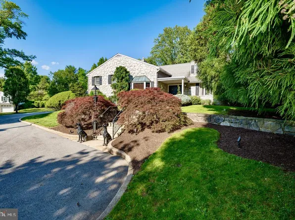 405 Boxwood Rd, Bryn Mawr, PA 19010