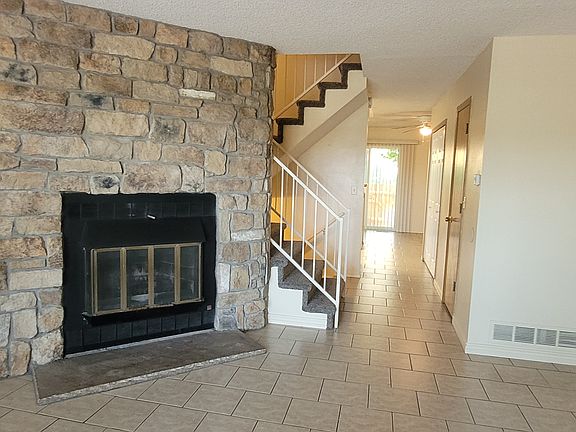 2nd image of 10174 W Dartmouth Ave