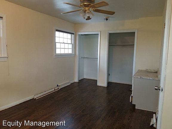 3rd image of 5411 Willow Crest Ave