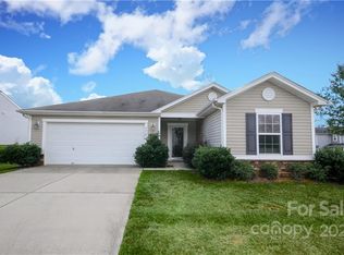 9319 Carrot Patch Dr, Charlotte, NC 28216