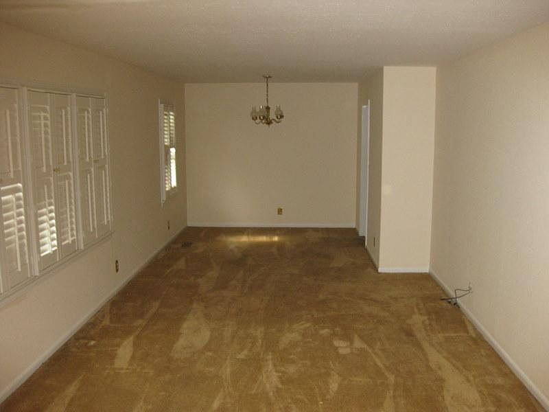 2nd image of 2809 Prince Cir