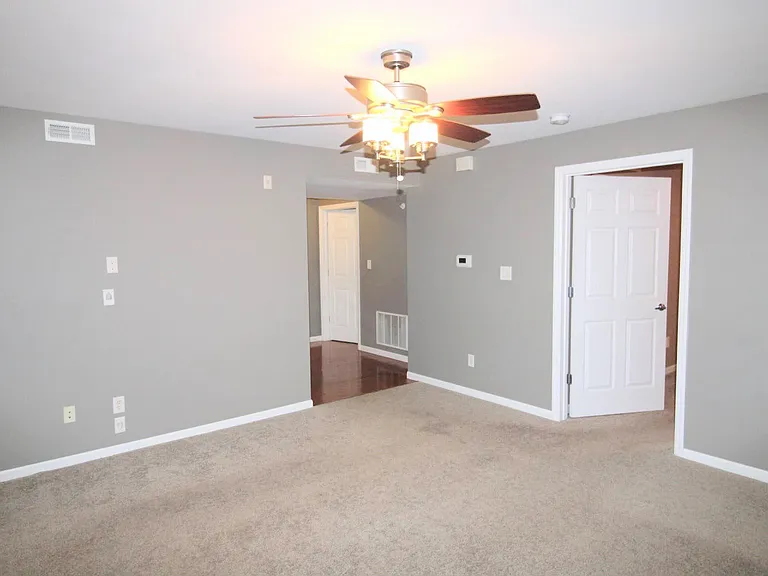 1124 Welsh Dr — Photo 13