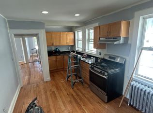 8 Lexington Ter #3, Waltham, MA 02452
