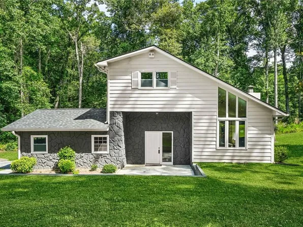 6985 Butner Rd, College Park, GA 30349