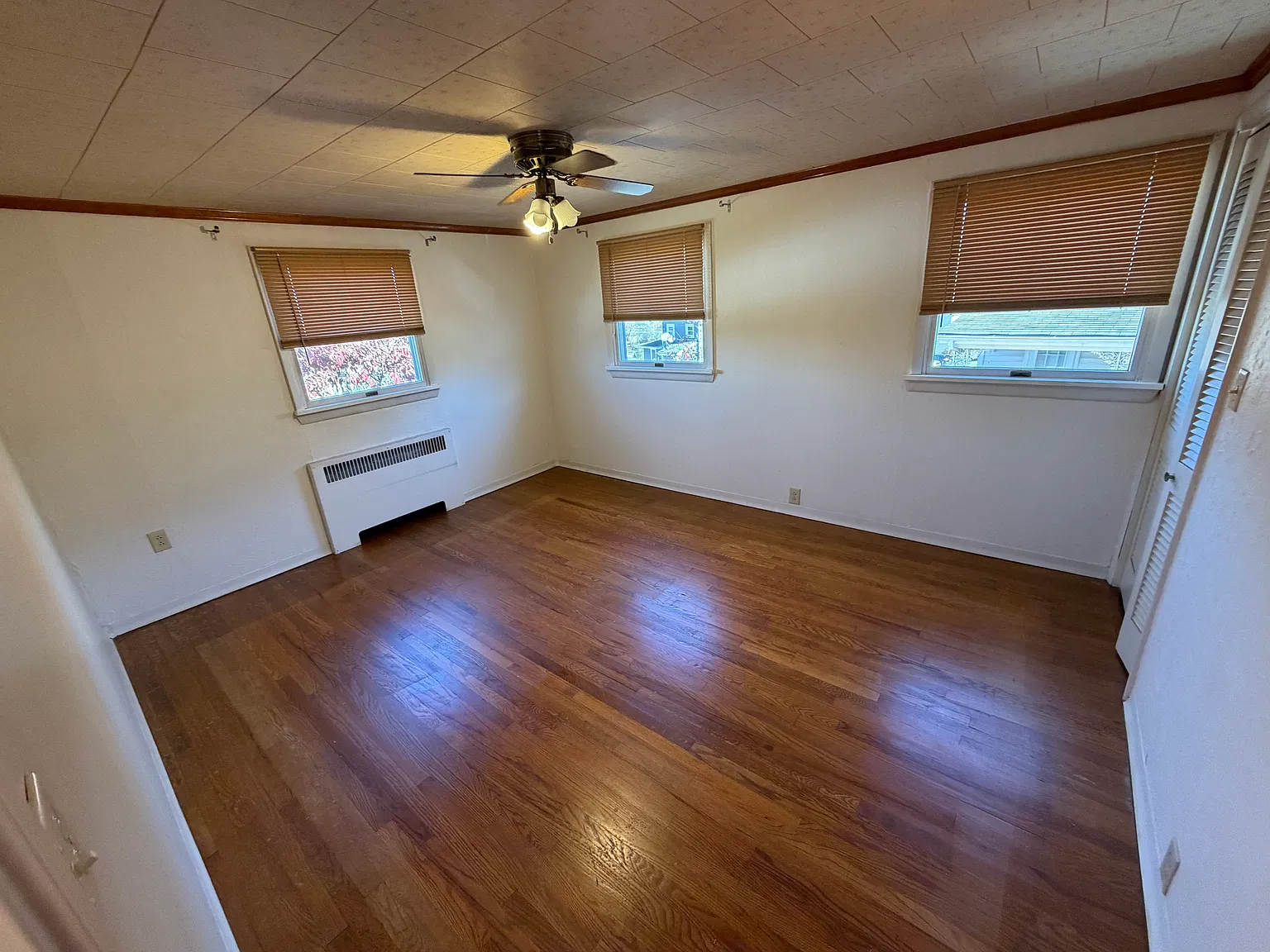 2 bed, 864 sqft, $1,150 — Photo 1