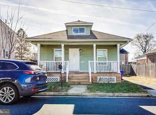 3126 17th St S, Arlington, VA 22204