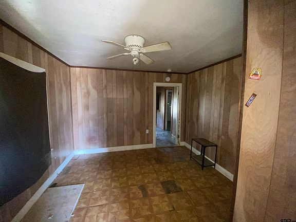 4th image of 310 W Patterson St