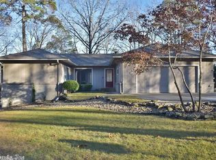 4 Curso Pl, Hot Springs Village, AR 71909