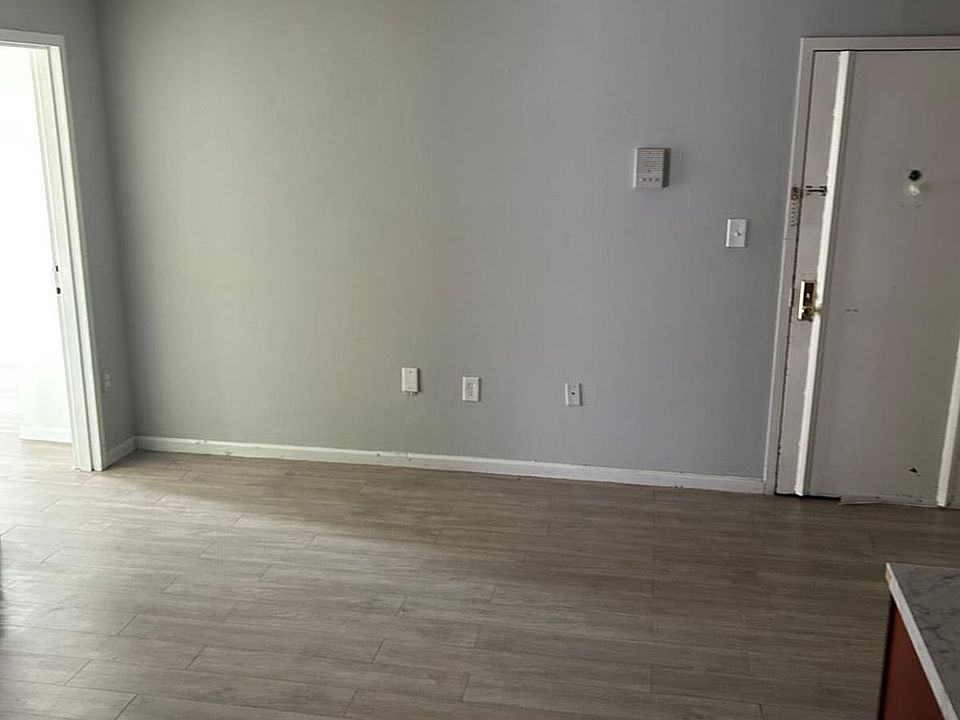 1st image of 126 S 1st St #2