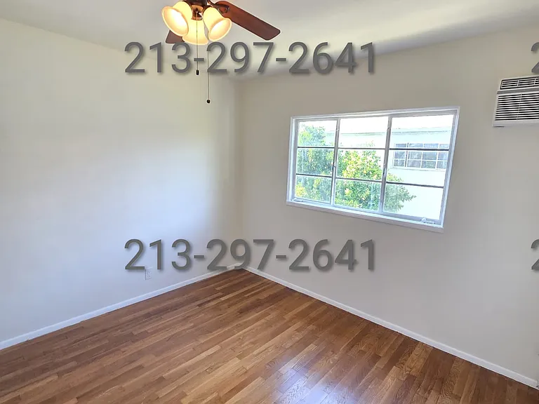 12515 Whitsett Ave #D — Photo 17