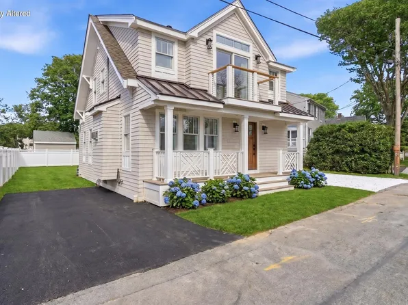 10 Vesper Avenue, Falmouth, MA 02540