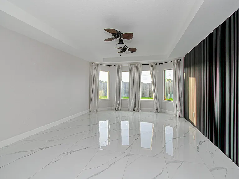 16430 Williamstown Dr — Photo 20