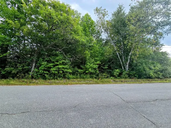 82-2 B&A Avenue, Milo, ME 04463