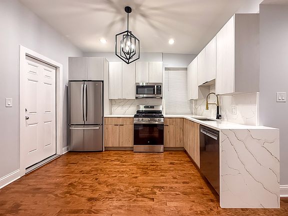 2nd image of 2638 N Talman Ave #1F