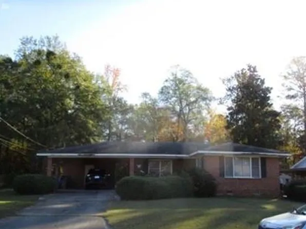 2710 Pinola Ave, Columbus, GA 31907