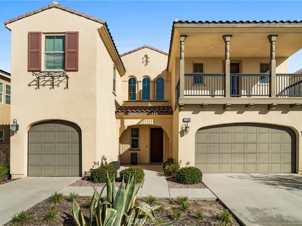 27606 Skylark Ln, Santa Clarita, CA 91350