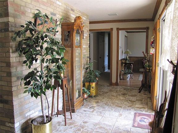 2nd image of 7704 Westwind Dr
