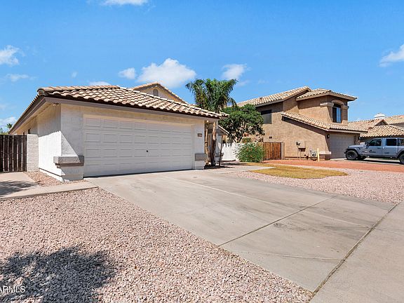 3rd image of 7258 E MEDINA Avenue