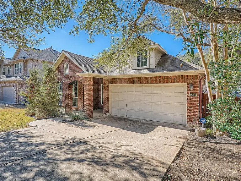 3626 Cerulean Way — Photo 2