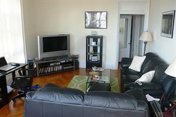 Rented by Douglas Elliman | media 22