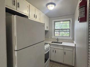691 Audrey Dr #6C, Rahway, NJ 07065