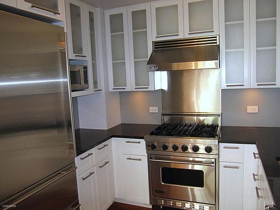 3rd image of 45 Park Ave APT 204