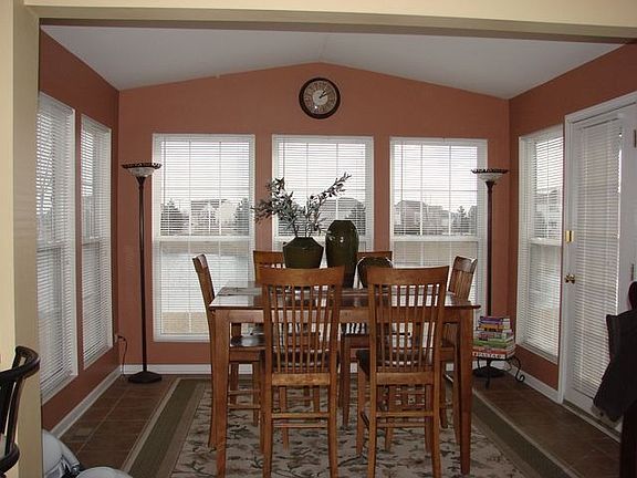 2nd image of 7404 Kenicott Ln