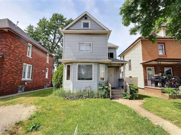 1920 University Ave W, Windsor, ON N9B 1C8