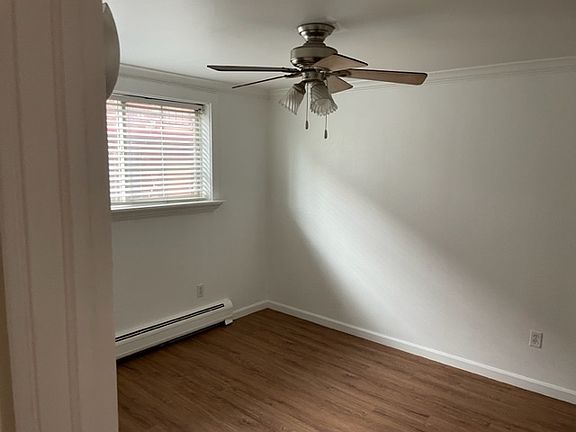 5th image of 202-30 N Emerson St