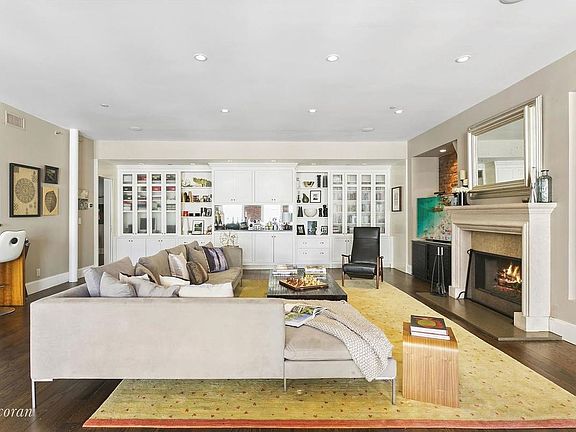 3rd image of 41 Warren St APT 5