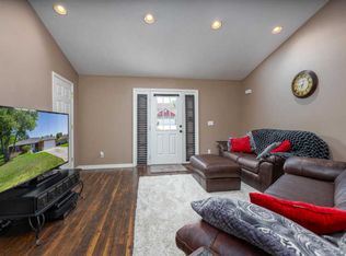 151 Ellen Ct, Hollister, MO 65672