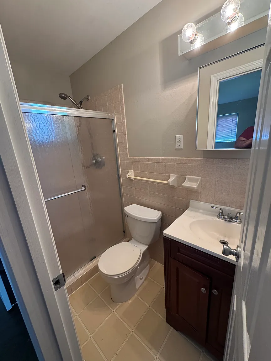 1485 Layven Ave photo 1