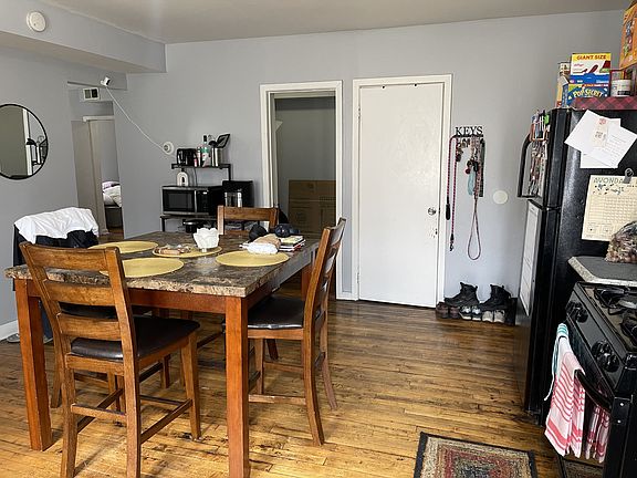 3rd image of 4559 S Hermitage Ave #10559309