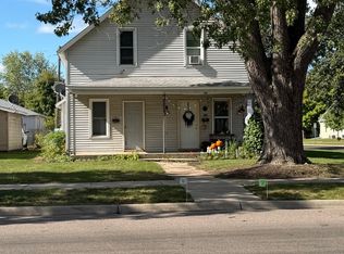 121 Wilson Ave NE, Saint Cloud, MN 56304