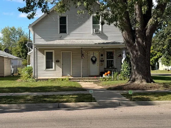 121 Wilson Ave NE, Saint Cloud, MN 56304