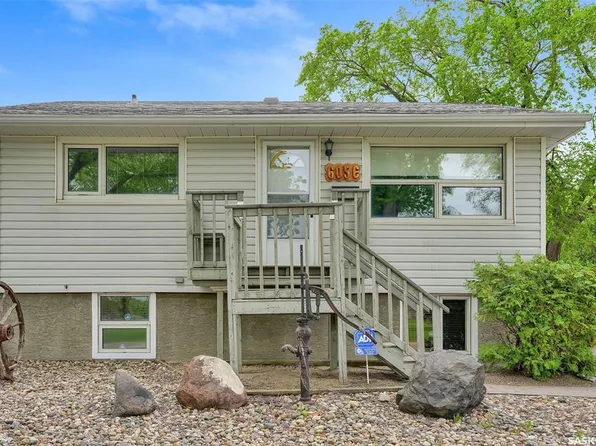 605 College AVENUE E, Regina, SK S4N 0W3