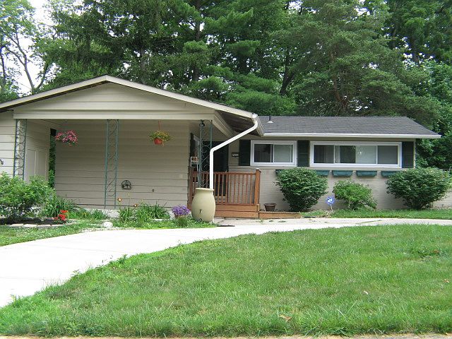 1st image of 7932 Burgundy Ln