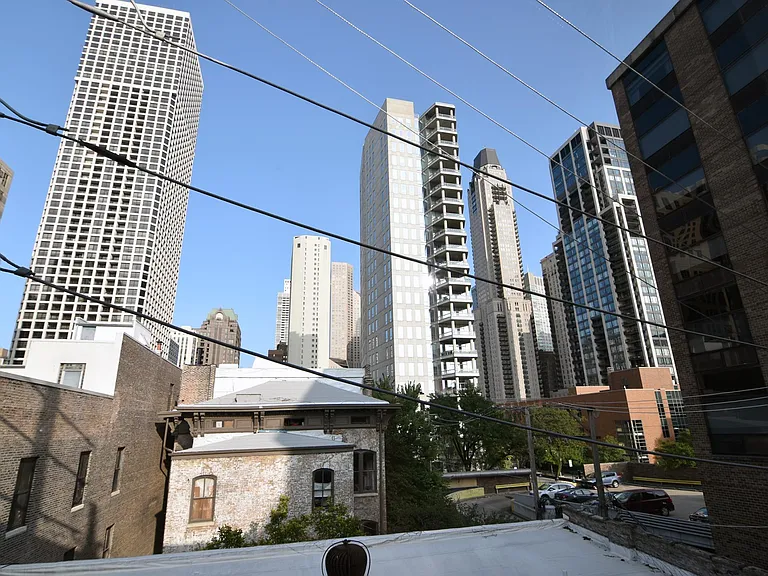 Gold Coast Studio — Photo 41