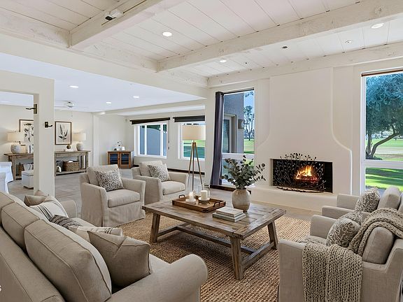 3rd image of 1035 N VISTA VERDE --