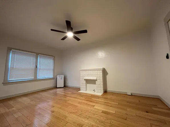 635 Elm Ave APT 4, Long Beach, CA 90802